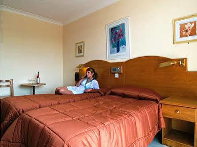 Coral Hotel 3*